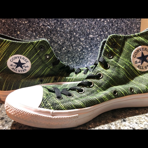 converse - Picture 2 of 3